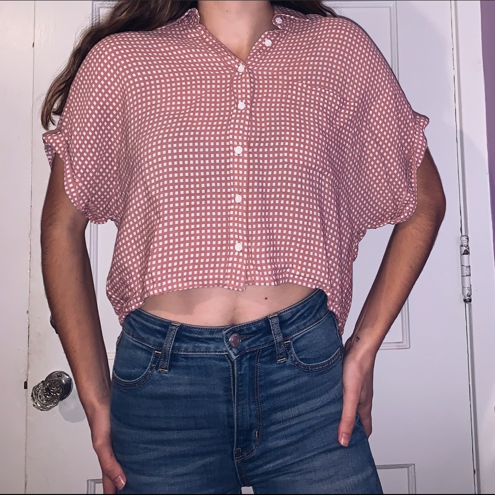 Button-up Cropped Blouse